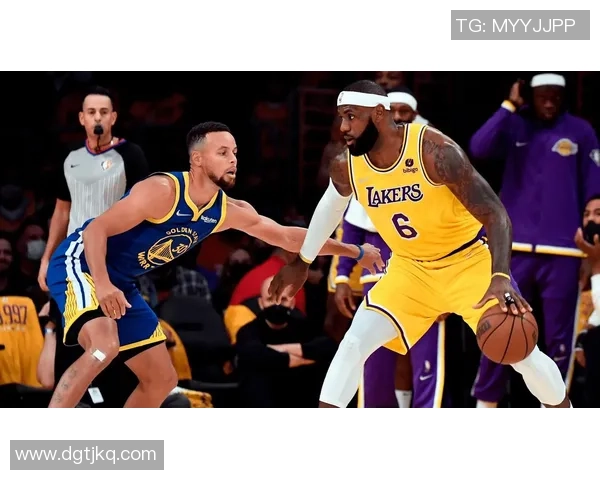 火箭与湖人激战正酣2018年12月14日精彩对决回顾